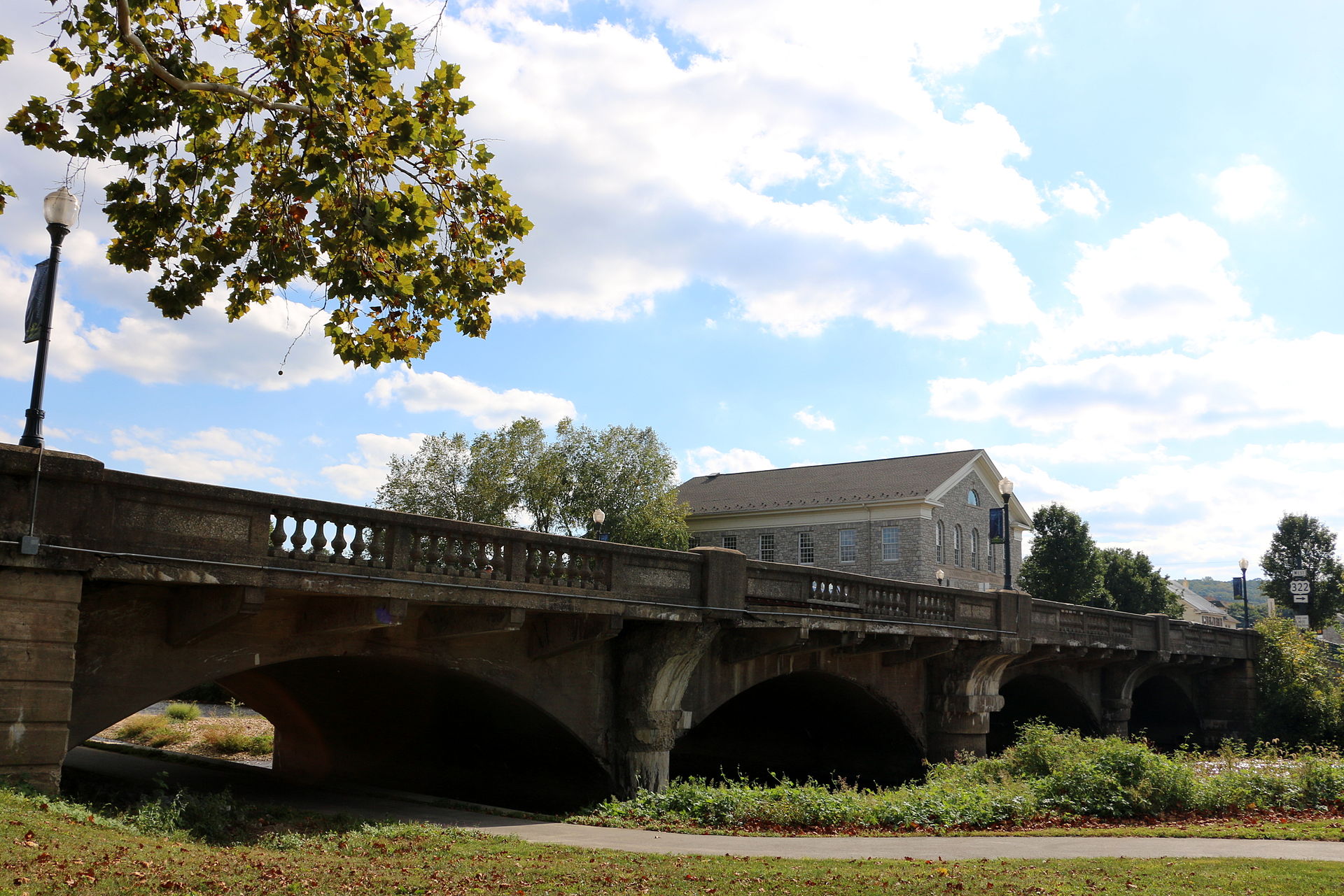 Luxury Party Bus Rentals in Downingtown PA Ride in Style with us Today!